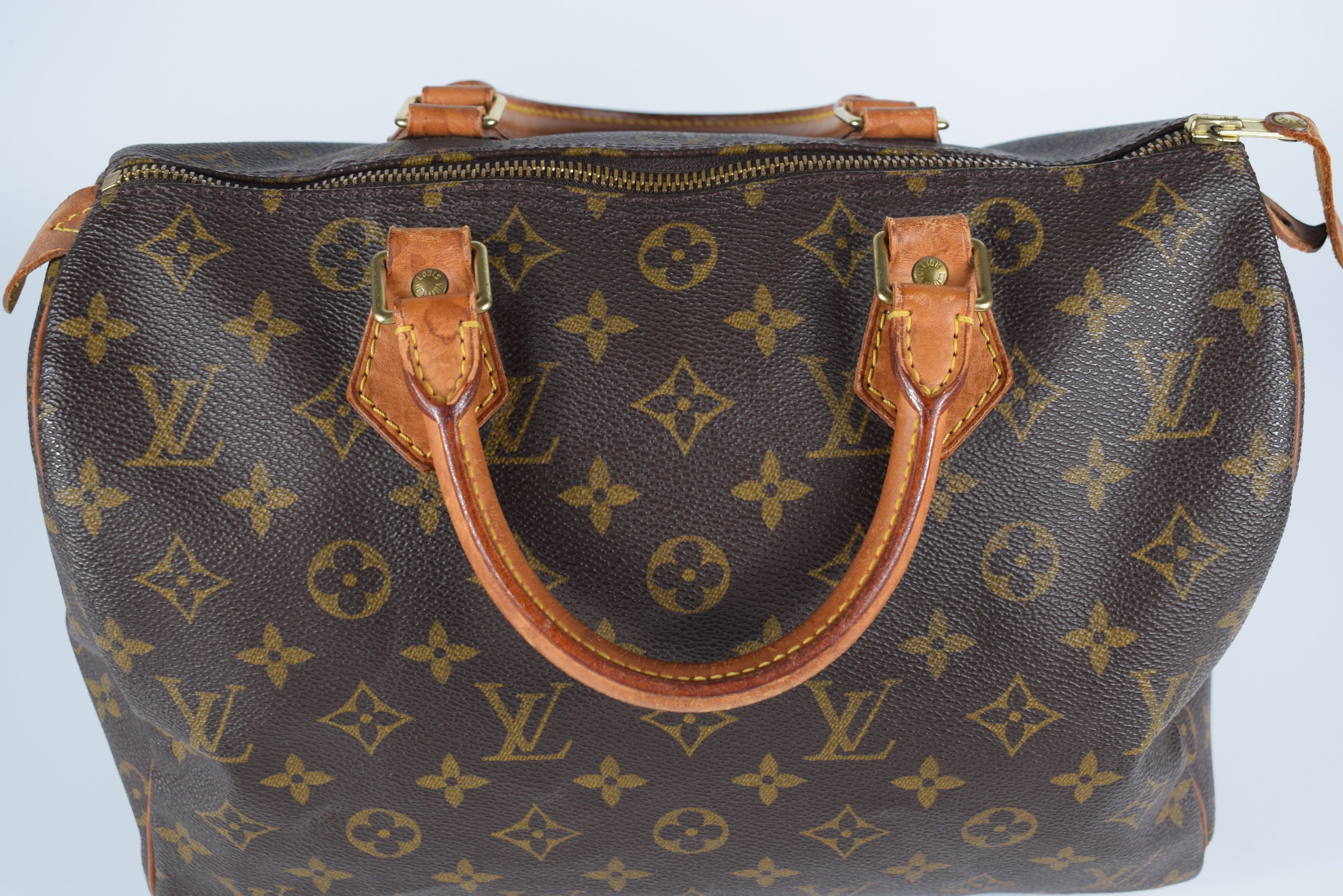 Louis Vuitton Speedy 30